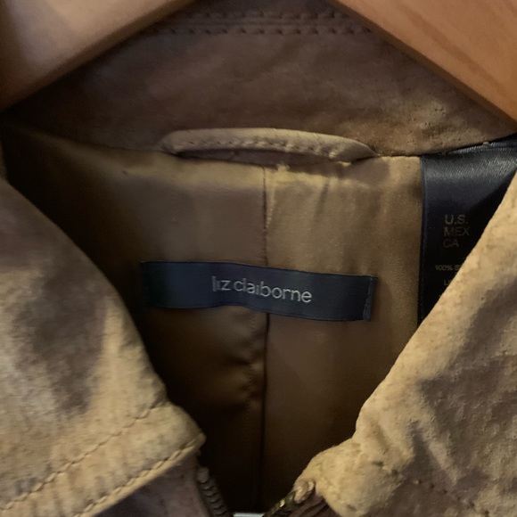 Liz Claiborne Suede Jacket - Picture 4 of 13